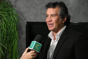 Carlão Pelo Bem propõe prioridade para mães atípicas e cuidadores em equipamentos esportivos