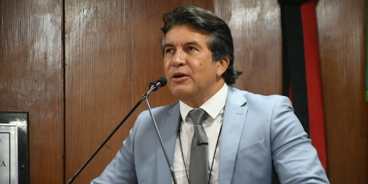 Carlão Pelo Bem anuncia expansão de projeto esportivo para Cabedelo e promete ação na Vila São João