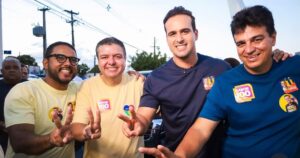 Diego Tavares intensifica agenda em Cabedelo e participa de caminhada ao lado de Lucas Ribeiro