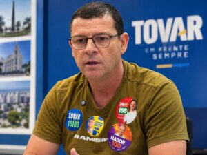 Vereador Dinho Papa-Léguas declara apoio à reeleição de Tovar para a ALPB