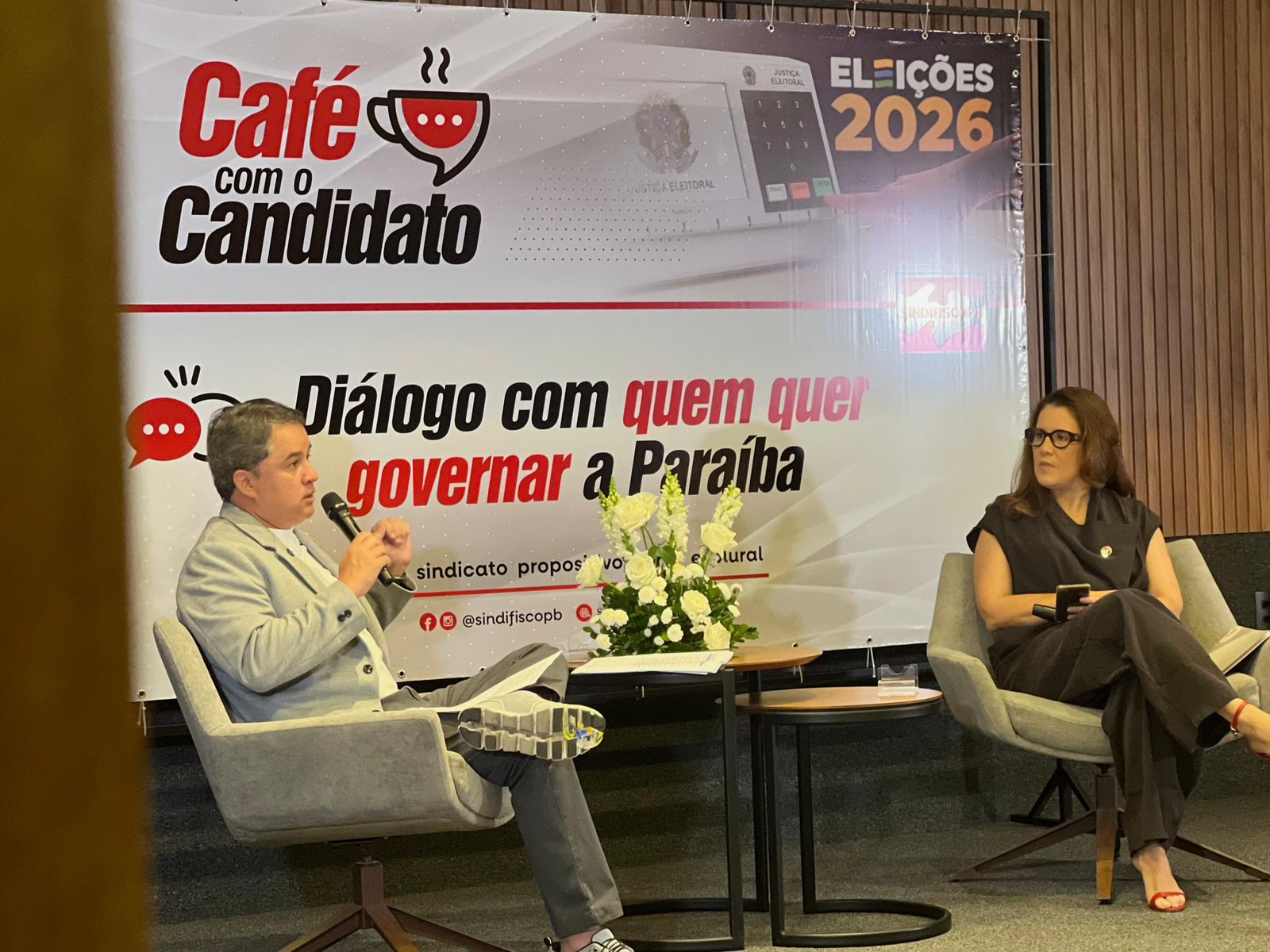 Café com o Candidato: Sindifisco-PB recebe o candidato a governador Efraim Filho