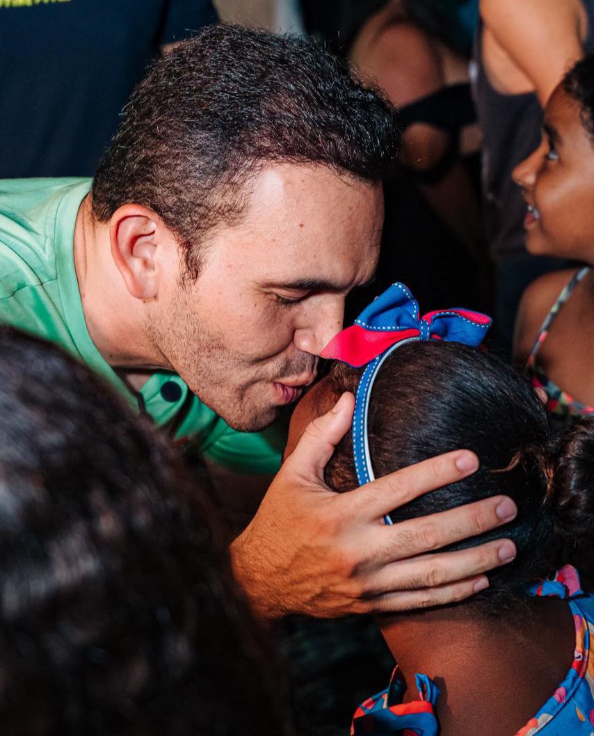 Dr.Jhony arrasta multidão em campina e demonstra força popular
