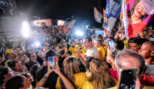 Time Completo: Lucas, João e Nabor comandam grande caminhada no bairro de Mangabeira