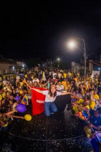 Pollyanna reúne multidão em Pombal e afirma: “A Cadeira do Povo do Sertão vai chegar a Brasília”