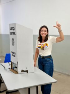 Em Pombal, Pollyanna relembra trajetória política e agradece apoio na reta final: “Foi por essa Paraíba”